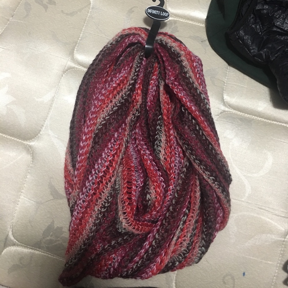 Marlene red Infinity scarf